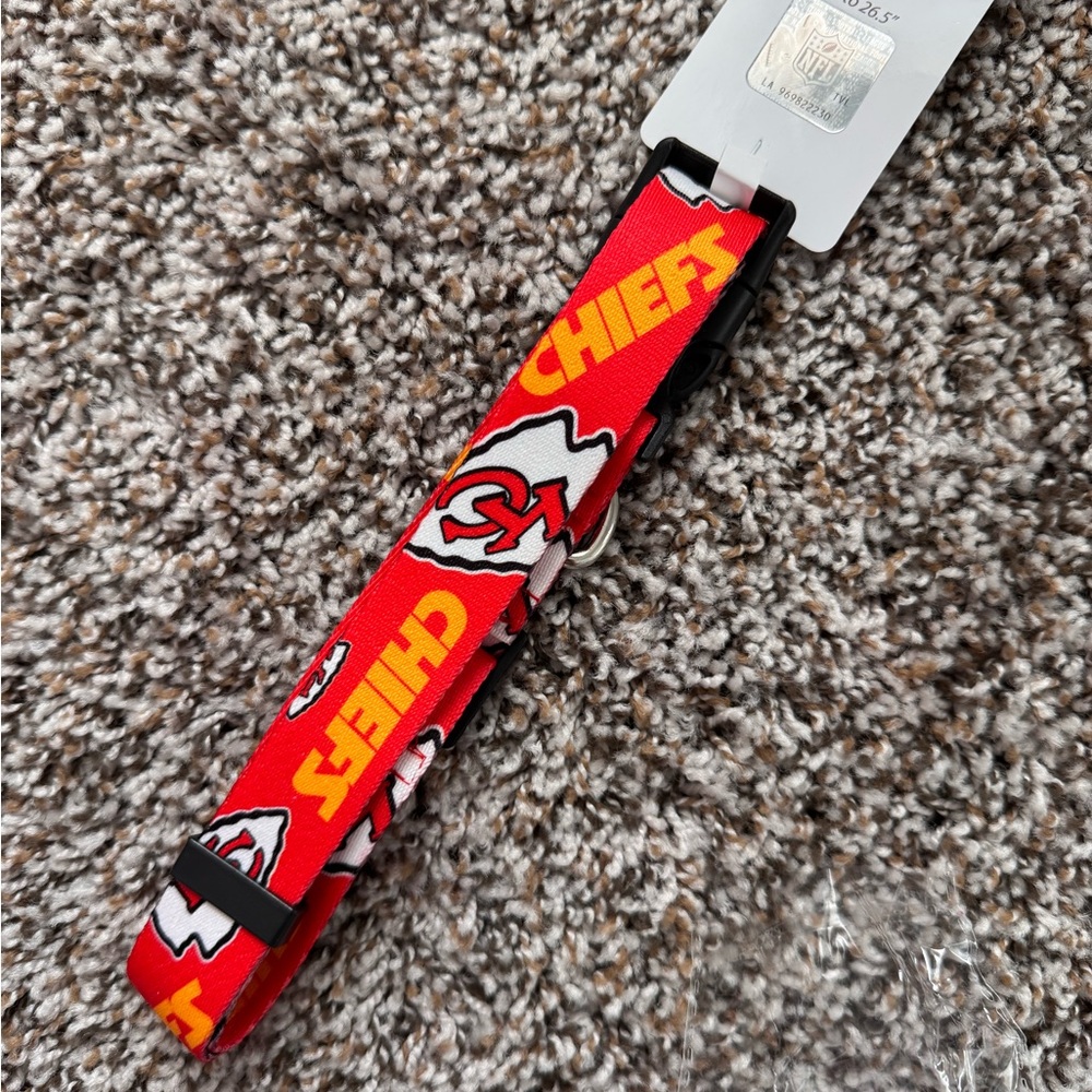 Chiefs Large Dog Collar - BRAND NEW